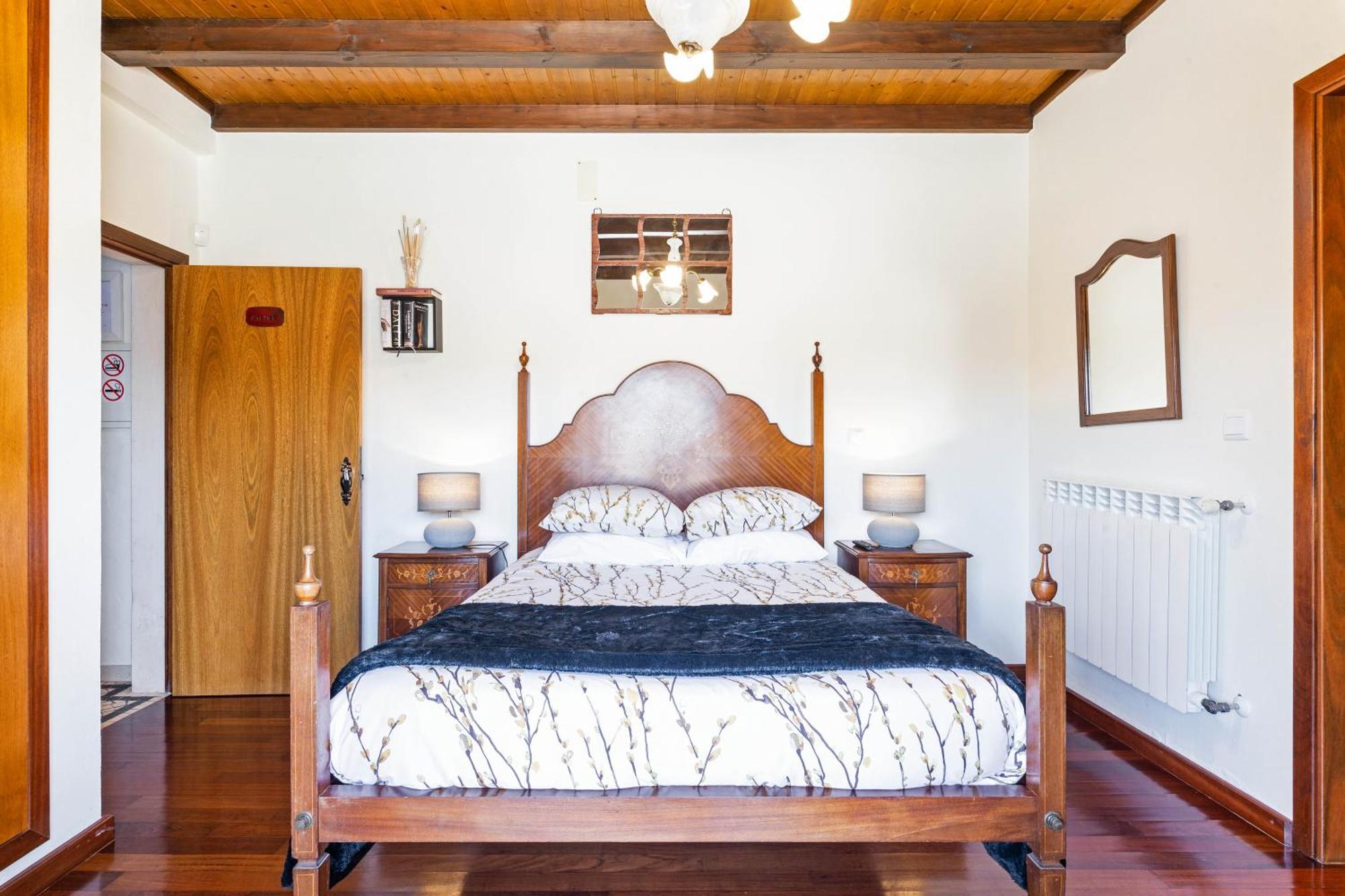 Refugio Das Artes Guesthouse Porto de Mós Eksteriør bilde