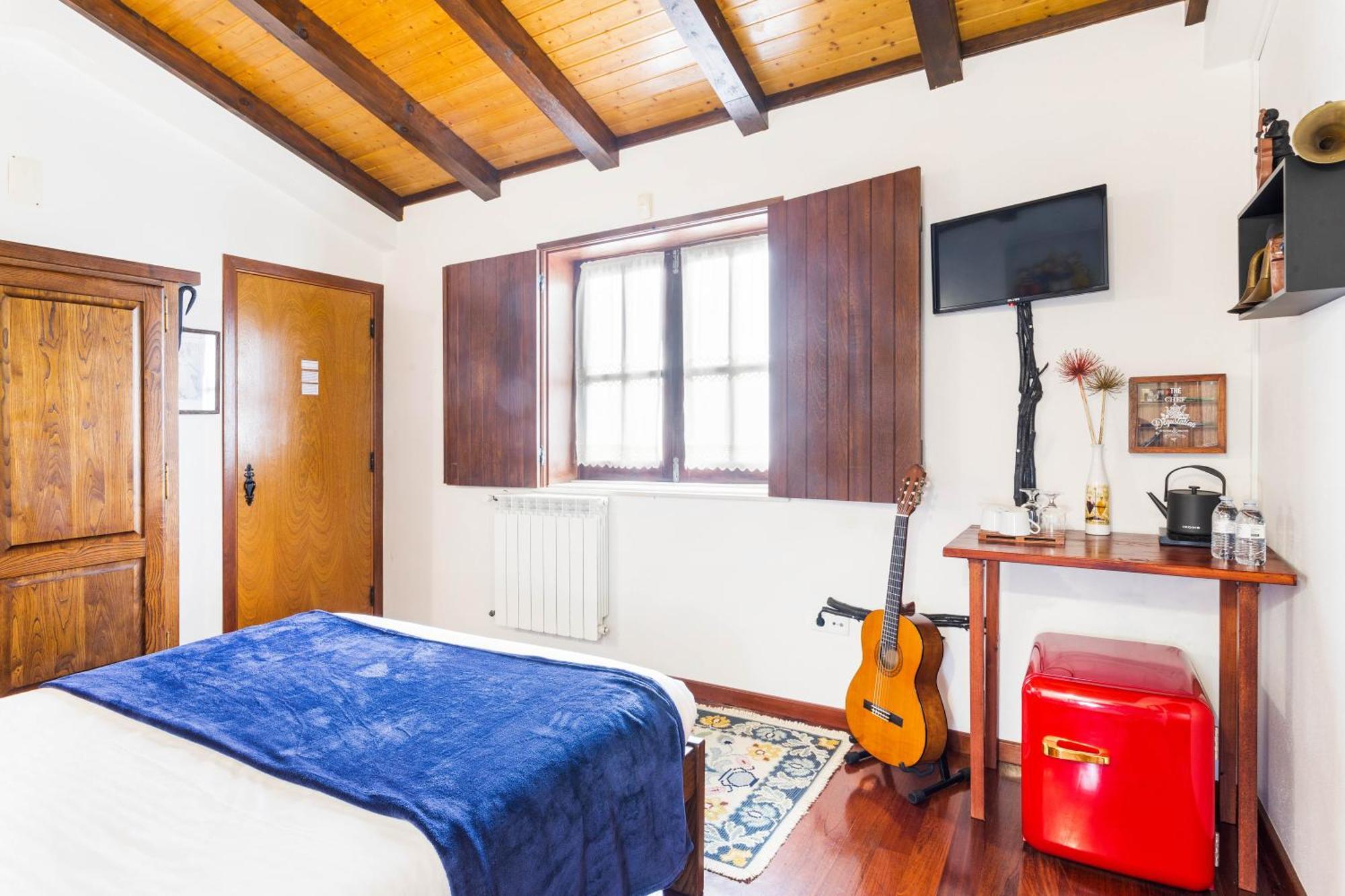 Refugio Das Artes Guesthouse Porto de Mós Eksteriør bilde